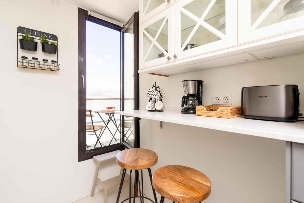 Fee4Me: First Line Luxury Apartment Арресифе Экстерьер фото